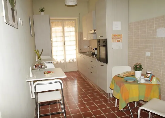 Di Leo Πανσιόν Ρώμη